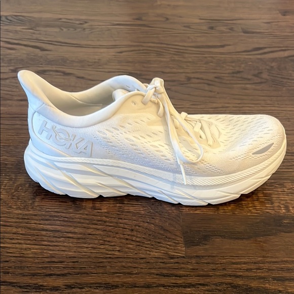 HOKA Women's Clifton 9 Running Shoes - Picture 7 of 11